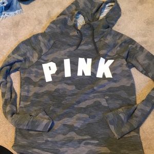 PINK Camo lightweight pullover